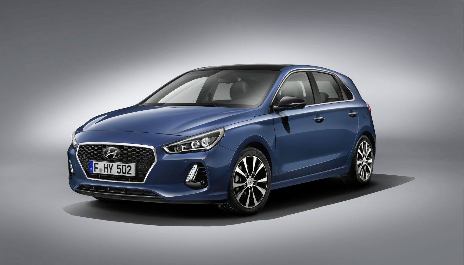 Exterior hyundai i30_3-4_front-min