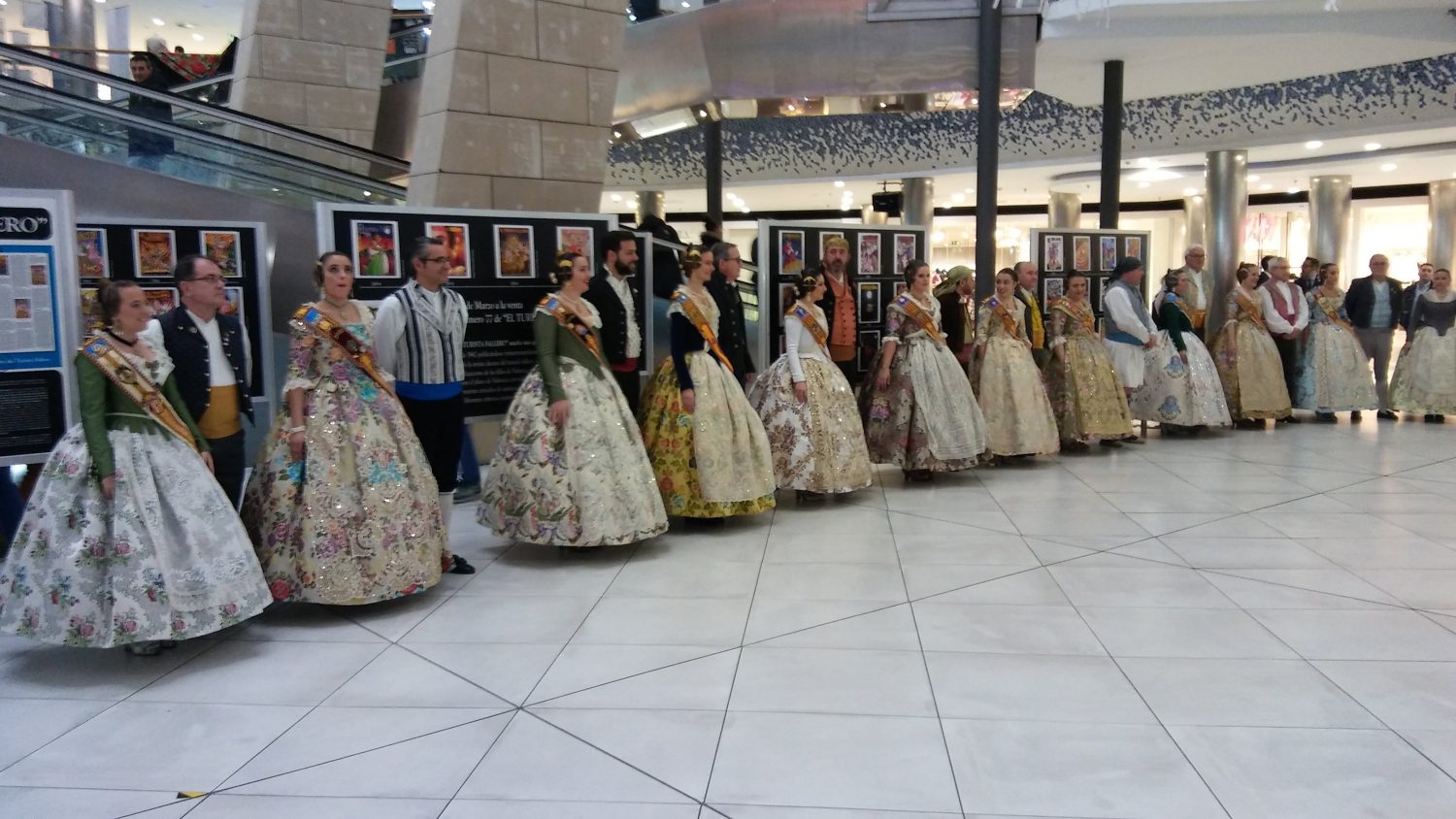 exposiciones de fallas en el sala