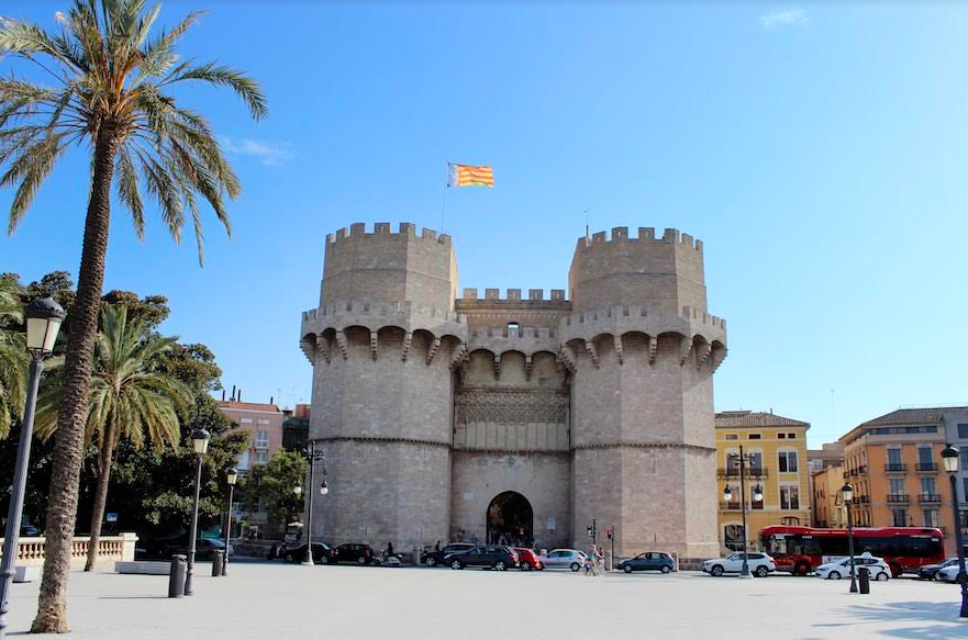 EL DÍA INTERNACIONAL DE LOS MONUMENTOS, Torres de Serrano