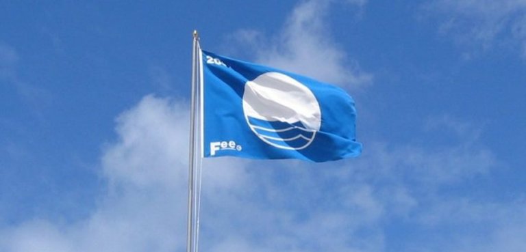 siete banderas azules para nuestras playas