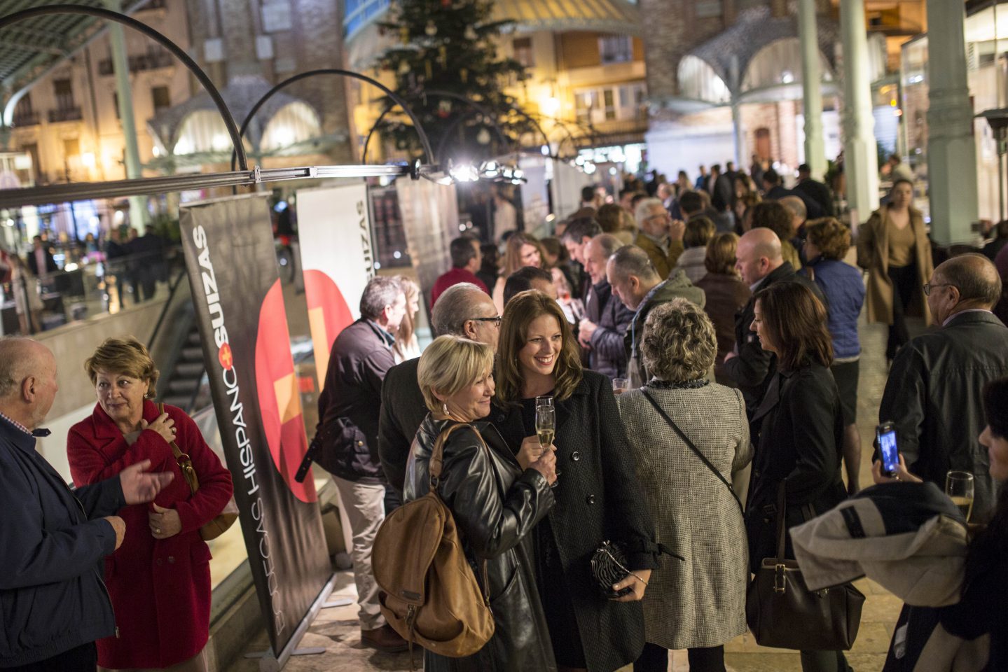 LA MAGIA DE LAS BURBUJAS VALENCIANAS LLEGAN A SU CITA CON EL MERCADO COLÓN CON LA FERIA DEL CAVA