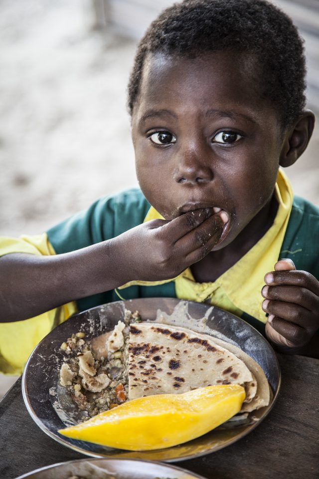 QUINTA SUBASTA SOLIDARIA DE LA ONG ONE DAY YES