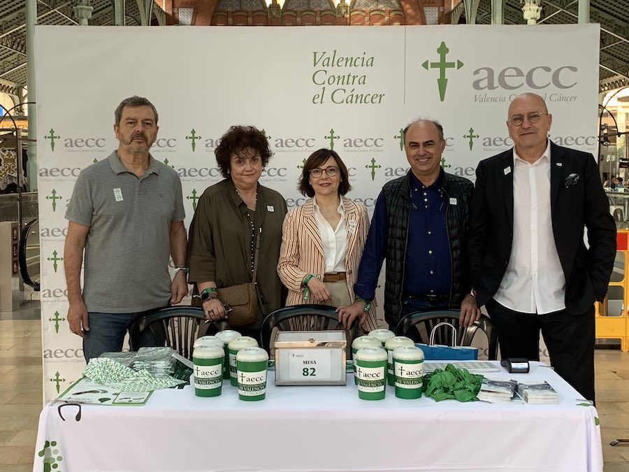 #1MinutoContraelCáncer, mesa Club Moddos, AECC