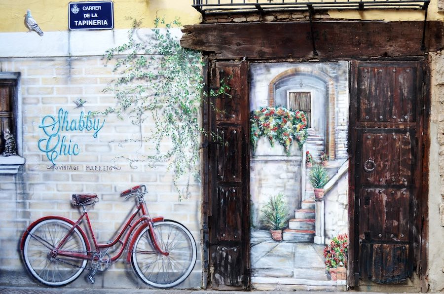 Paseo entre los graffitis del Carmen, para pasar una mañana ideal por Valencia