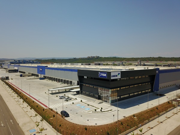 Nueva apertura de centro logístico de JYSK