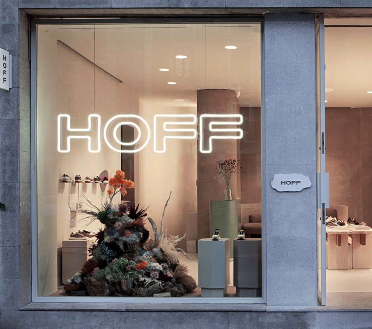 Cambio Isaac Todopoderoso Hoff abre nueva tienda en Valencia - Hello Valencia