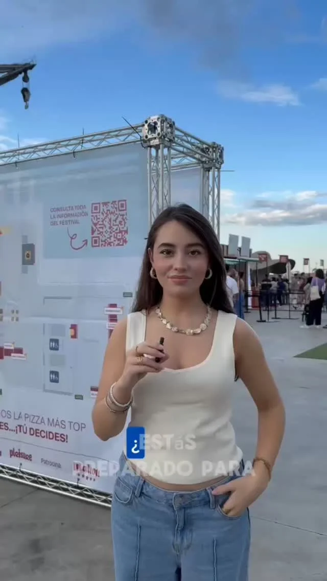 🍕🔥 ¡Atención, amantes de la pizza!

Del 24 al 26 de mayo, La Marina de Valencia se convierte en el paraíso pizzero con el Mahou Pizza Fest @pizzasfest 🍕

3 días, 20 puestos, sabores para flipar, música en directo… ¡y mucho más!

Desde la clásica margarita hasta las más top con trufa, burrata o incluso piña (sí, lo sentimos, team piña también está invitado 😅). 

✨ Planazo con amigos, pareja o en modo foodie solitario.
🎶 Música, ambientazo y el olor a masa recién hecha que te va a perseguir en sueños.

📍 Nos vemos en La Marina, pero ven con hambre… porque aquí se viene a comer de verdad.
Plaça de l'Aigua Valencia

#pizzafest #valencia #lamarina #planes #hellovalencia #quehacerenvalencia #comida #foodie #plandefinde #pizzaparty