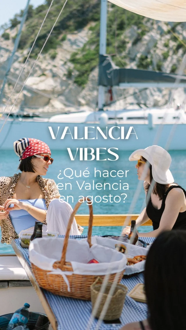 ¿Qué hacer en Valencia en Agosto?
Valencia vibra más fuerte que nunca en agosto. Entre sabores mediterráneos, cultura vibrante y planes al aire libre, la ciudad se convierte en un oasis de experiencias únicas. Descubre lugares con encanto que harán de tu verano algo inolvidable.
👉 www.hellovalencia.es/que-hacer-en-valencia-en-agosto

☀️Espacios para saborear agosto:

Alenar: Bodega mediterránea que celebra los sabores valencianos con vinos y cocina local renovada.
C/ Martínez Cubells, 6 · alenarbodega.com

Bergamonte: Terrazas, música en vivo y gastronomía mediterránea junto al mar. ¡Los arroces y noches de verano te esperan!
Av. de la Mar, 25, La Pobla de Farnals · bergamonte.es

Casa Patacona: Arrocería tradicional valenciana frente al Mediterráneo, abierta todo el día. El lugar perfecto para disfrutar del verano.
Paseo Marítimo Patacona, 14 · casapatacona.com

Escama: Gastronomía mediterránea inspirada en Jávea en el corazón de Valencia. Destacan sus arroces y tapas creativas.
C/ Conde Altea, 22

La Valenciana: Autenticidad y tradición en tapas y arroces con ambiente acogedor en pleno Paseo Alameda.
Paseo Alameda, 9 · restaurantelavalenciana.com

Los Gómez: Tres tabernas mediterráneas con productos frescos y ambientes únicos, ideales para disfrutar en compañía.
Paseo Colón (Puebla de Farnals)
losgomeztaberna.com

Mamma Pazzo: La auténtica trattoria italiana con pizzas premiadas y pasta fresca en un ambiente inolvidable.
C/ Conde Salvatierra, 37
mammapazzo.es

Volapié: Taberna del sur que combina tradición y modernidad. El mejor tapeo del centro con aire andaluz.
C/ Marqués de Sotelo, 7 · tabernavolapie.com

💙Planes imprescindibles:

Heron City: Cine, bolos y gastronomía. Diversión garantizada para toda la familia.
Pista de Ademuz, Paterna · heroncity.com

KEFi: Yogur griego artesanal, refrescante y delicioso, un plan obligado este verano.
C/ Ribera, 10 · kefigreek.com

Benidorm Palace: Espectáculo y gastronomía a una hora de Valencia. Vive la noche con glamour.
Av. Dr. Severo Ochoa, 13, Benidorm · benidormpalace.com

Este agosto, Valencia se vive, se saborea y se recuerda
¿Te apuntas?😜