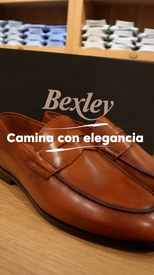 Bexley Valencia 👔👞
Un solo paso, mil maneras de destacar.
Bexley transforma el estilo con camisas, zapatos y complementos que marcan la diferencia en cada look.

La elegancia tiene nueva dirección en Valencia
📍 Calle de Sorní 8
🌐 www.bexley.com
